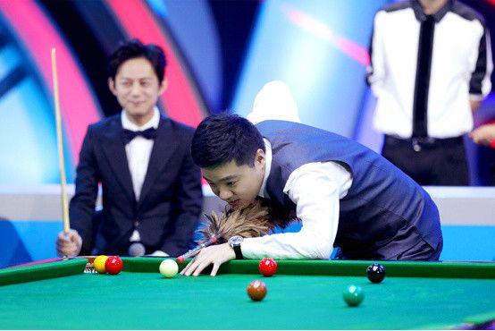 崭露头角 崭露头角