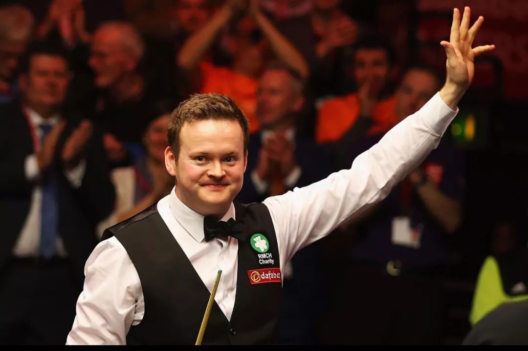 这使得他在 这使得他在