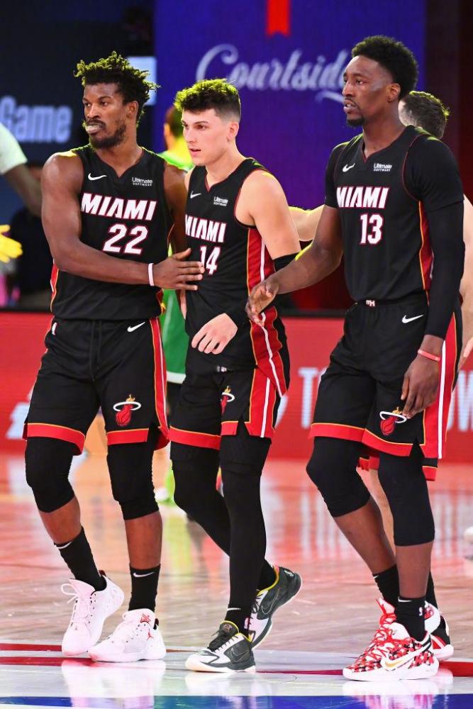 现实的每一 现实的每一